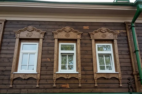 Деревянные окна в Томске