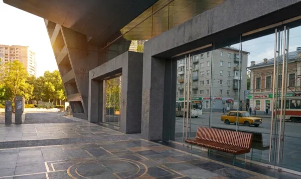 Двери входные ПВХ/Алюминиевые/Дерево в Томске